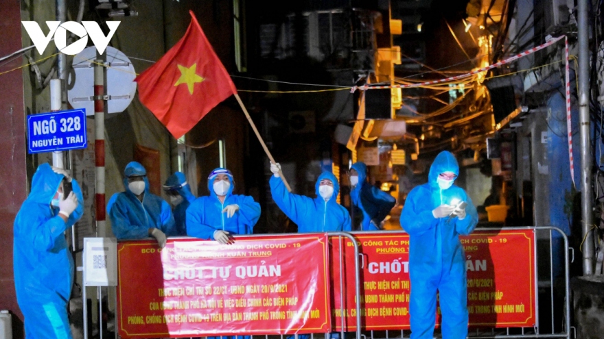 Hanoi lifts lockdown on largest COVID-19 hotspot